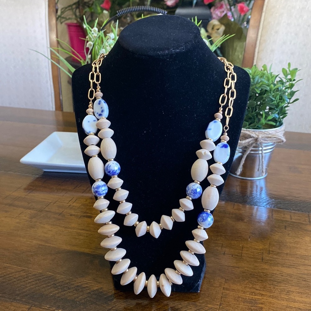 Cato Necklace